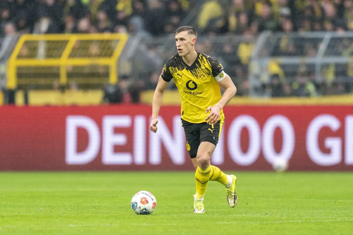 Dortmund izvlači pobjedu iz pepela: Tri gola za 11 minuta i nevjerovatni preokret protiv Hamburga Dortmund izvlači pobjedu iz pepela: Tri gola za 11 minuta i nevjerovatni preokret protiv Hamburga