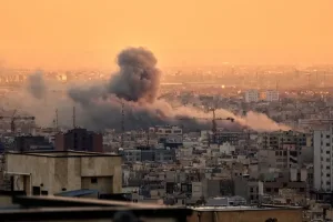 Eskalacija sukoba: Izrael i SAD izveli masivne udare na Iran, više od 700 žrtava i smijenjen vrhovni vođa