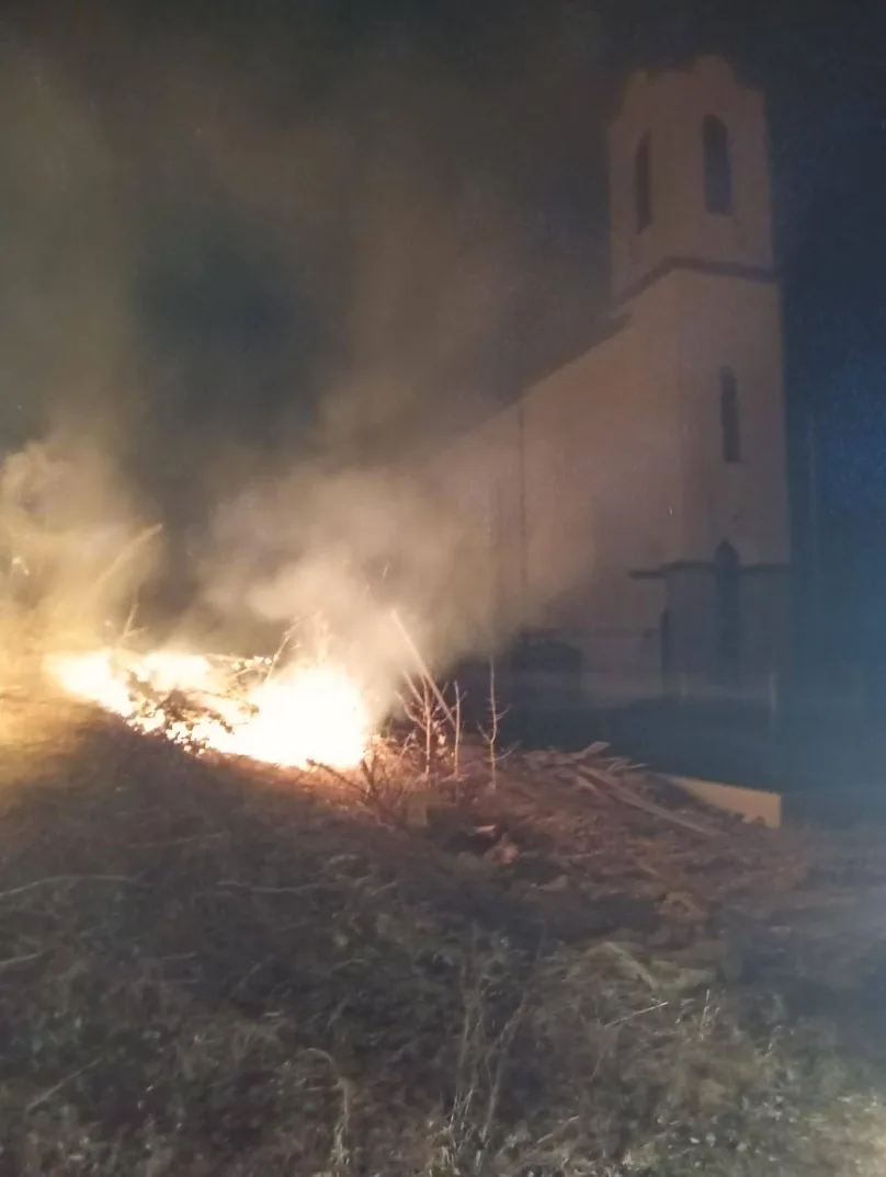 Požar u blizini crkve u Pljevljima