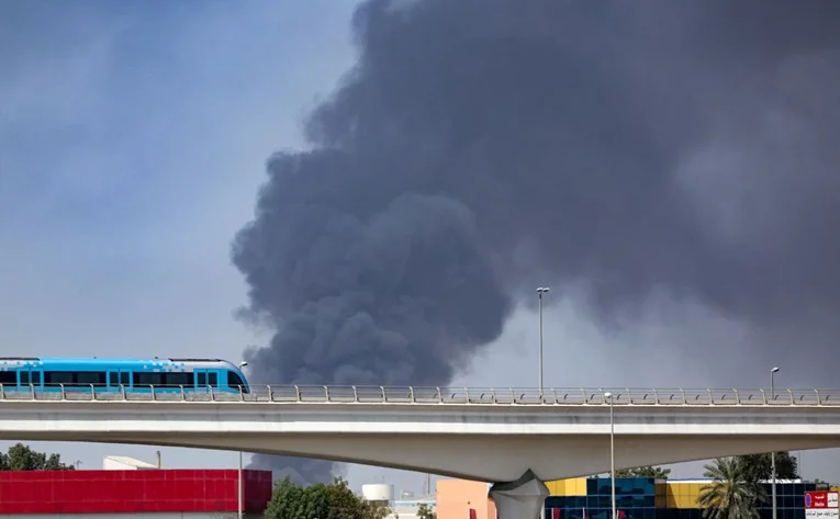 Projektil u Saudijskoj Arabiji: Dva strana radnika poginula u napadu na stambeni kompleks