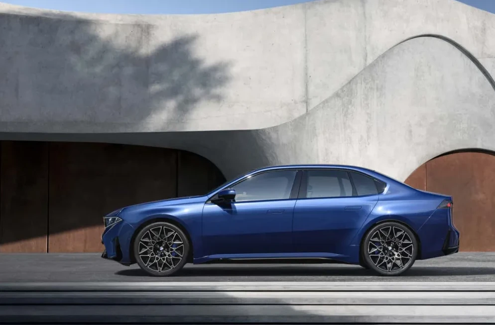 BMW i3: Električna revolucija za Seriju 3 sa 469 KS i dometom od 900 km