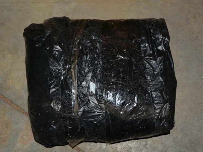 Policija uhapsila muškarca iz Bileće: U automobilu pronađen više od kilograma marihuane