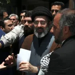 Khamenei odobrio pregovore sa SAD: “Ruke su nam na obaraču”, a Trump najavljuje primirje