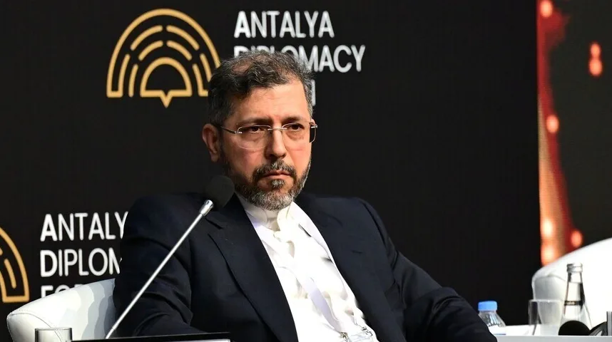 Iranac na diplomatskom forumu u Antaliji