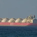 Iranski preokret: Devet miliona barela nafte isporučeno iz plutajućih skladišta uprkos američkoj pomorskoj blokadi