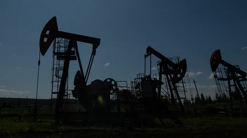 Trump zaprijetio Iranu “udarom izuzetne snage”: Cijene nafte eksplodirale, Brent prešao 108 dolara po barelu