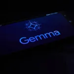 Google je tiho lansirao AI aplikaciju koja “glača” vaše misli: Eloquent pretvara nesavršen govor u čist tekst