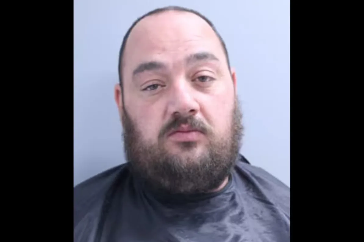 Tragedija na farmi: Osumnjičeni za ubistvo farmera i otmicu bivše supruge preminuo u bolnici