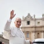 Papa Lav XIV šalje snažan apel za mir: “Dosta je idolopoklonstva samom sebi i novcu! Dosta rata”