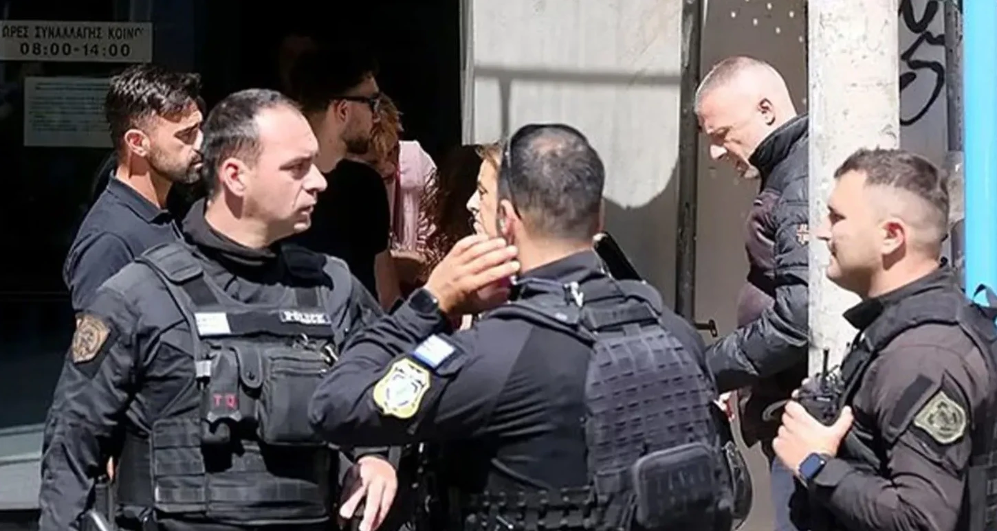 Napad u Atini: 89-godišnjak pucao u uredu i sudu, pet ranjenih