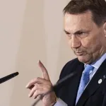 Sikorski: Evropa mora imati sopstvene snage za krizne situacije na Balkanu