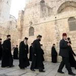 Izrael pretvorio Istočni Jerusalem u militariziranu zonu: Vjernici privodjeni, palestinske zastave uklanjane tokom Velike subote