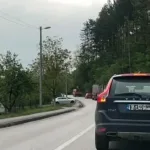 Sudar tri vozila na putu Žepče-Zavidovići, žena prevežena u Dom zdravlja