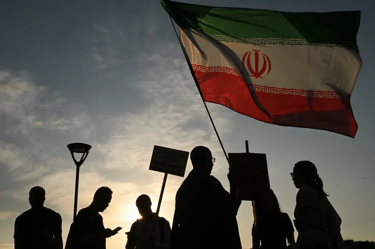 Iranski pregovarač upozorava: Trumpovo primirje je “taktika za iznenadni udar”
