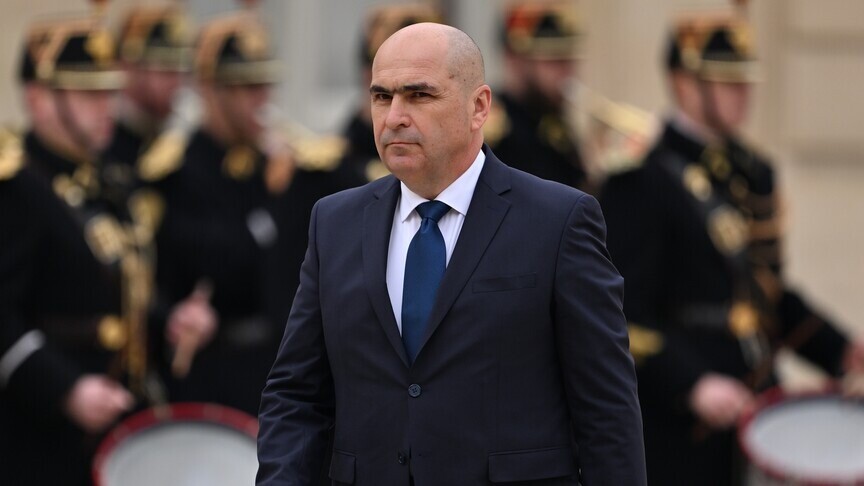 Rumunija u krizi: Ministri PSD-a podnijeli ostavke, premijer Bolojan ostao bez podrške