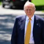 Trump planira stalni helidrom u Bijeloj kući zbog oštećenja travnjaka