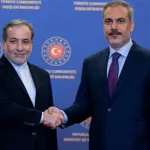Telefonska diplomatija: Fidan i Araghchi o pregovorima Irana i SAD-a