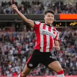 Everton uputio ponudu za Bajraktarevića: PSV traži više od tri miliona eura