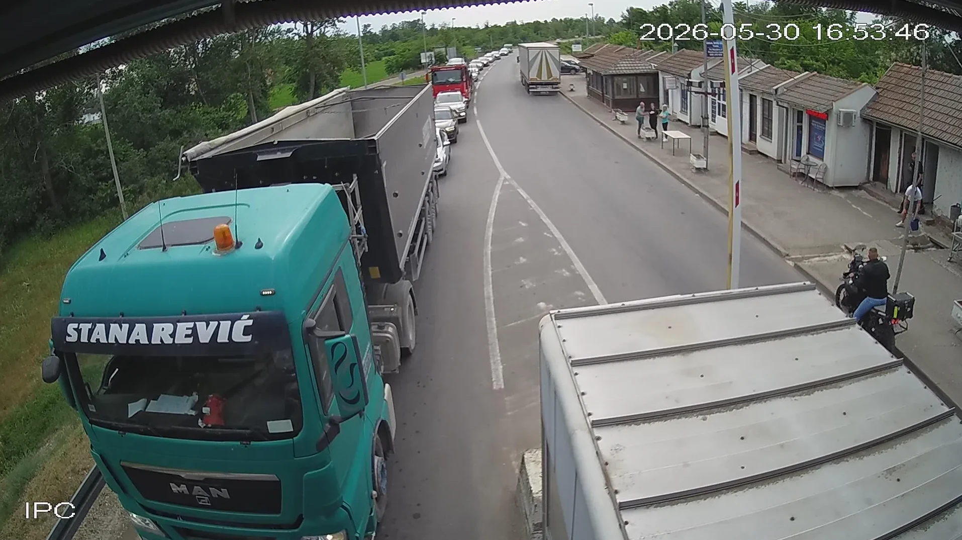 Kamion "STANAREVIĆ" u koloni na graničnom prelazu
