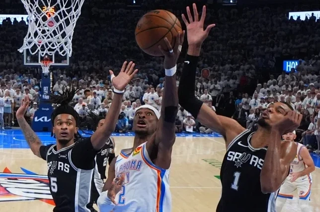 Oklahoma City na korak od finala: Pobjeda nad San Antonijem za vodstvo 3:2