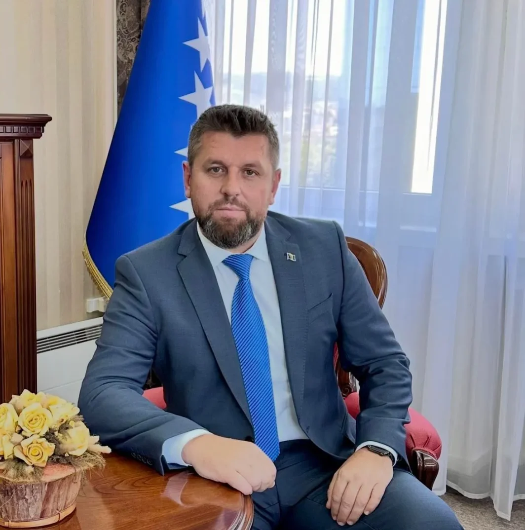 Duraković podnio zahtjev protiv prijevremenog oslobađanja Mladića