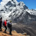 Šerpe probili put do krova svijeta: Everest otvoren za penjače
