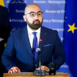 Hasanović poziva Amidžića na javno izvinjenje Bošnjacima: “Nema rezultata, pa vrijeđa”