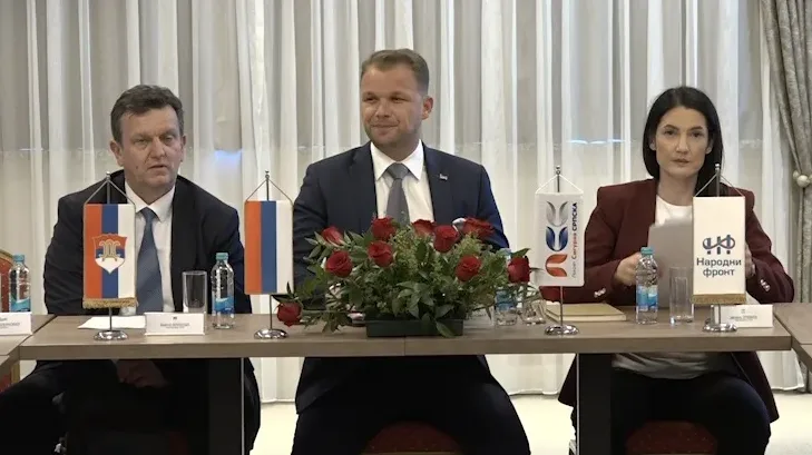 Politički lideri u Banjaluci: Opozicija i vladajuća koalicija održavaju odvojene sastanke