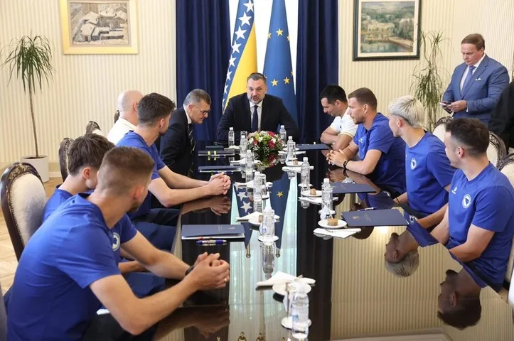 Fudbaleri nogometne reprezentacije Bosne i Hercegovine na sastanku