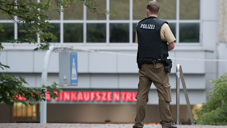 Policija opkolila banku u Sinzigu: Talačka drama nakon pljačke
