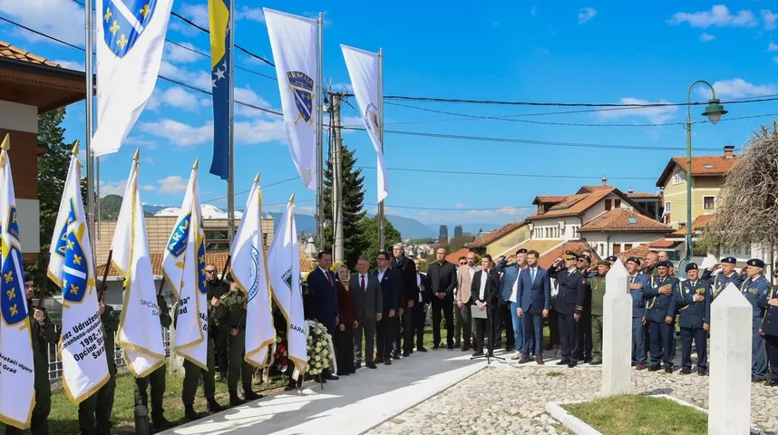 Herojska odbrana Predsjedništva: 34 godine od presudnog dana u Sarajevu