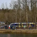 Teška nesreća u Belgiji: Voz udario u školski autobus, više ljudi izgubilo život