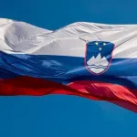 Slovenija osudila iranske napade na UAE: Samo diplomatija donosi mir