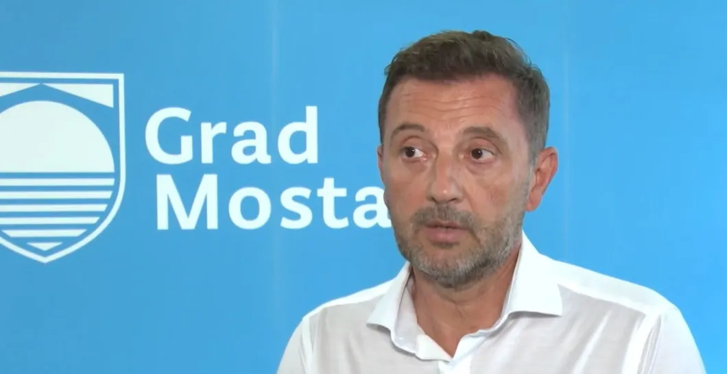 Požar na deponiji Uborak: Mostar uvodi vanredno stanje, građani u strahu od dima