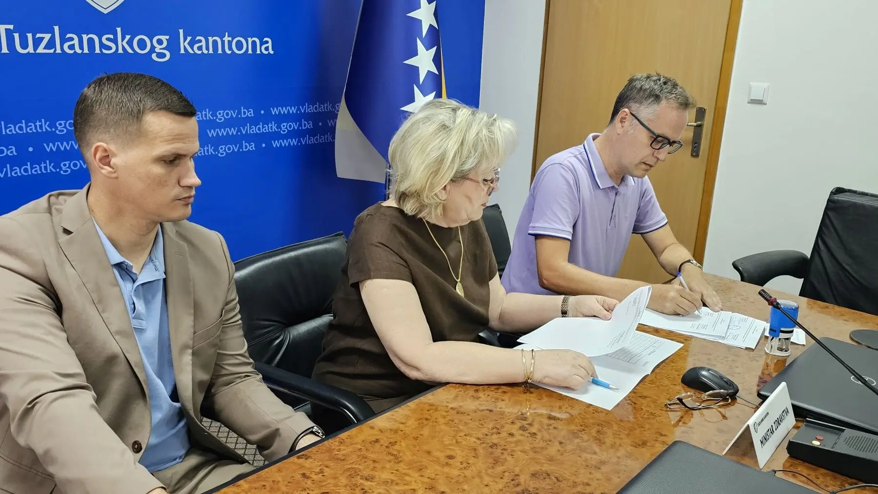 Potpisani ugovori: 3,05 miliona KM za domove zdravlja u šest općina TK