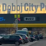 Doboj: Mladić kažnjen sa 100 KM zbog zastave s ljiljanima u Doboj City Parku