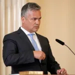 Većina Rumuna za prijevremene izbore: Anketa otkriva političku krizu