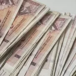 RS: Pet posto veće plate, besplatni udžbenici i pomoć penzionerima
