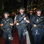Haos u New Yorku: tuča navijača Knicksa, policija upotrijebila suzavac