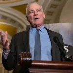 Senator Tim Kaine prijeti blokadom zakona o odbrani zbog rata s Iranom