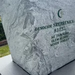 Spomenik Cvijet Srebrenice otkriven u Danskoj uz poruke o istini