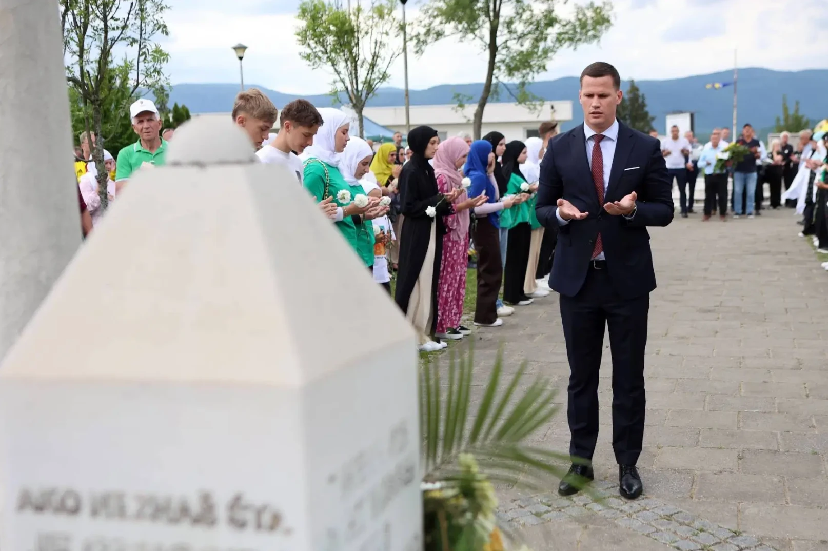 Maršem “Stazom smrti” obilježena 34. godišnjica zločina u Bijelom Potoku