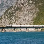 Kvar na pruzi otkrio skrivene migrante: Šest ilegalaca u toaletu voza Sarajevo-Ploče