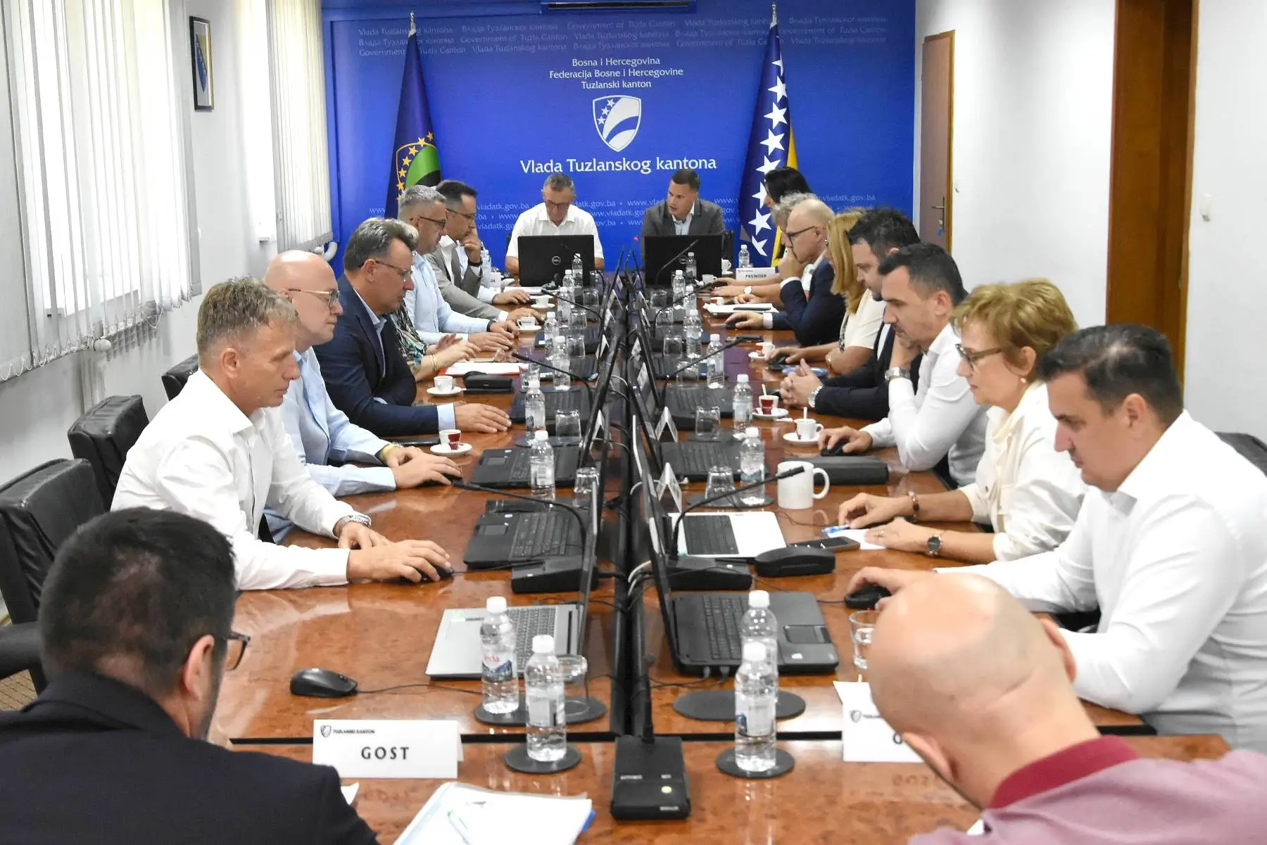 Podrška mladima: Vlada TK iz budžeta izdvaja skoro 954 hiljade maraka Podrška mladima: Vlada TK iz budžeta izdvaja skoro 954 hiljade maraka