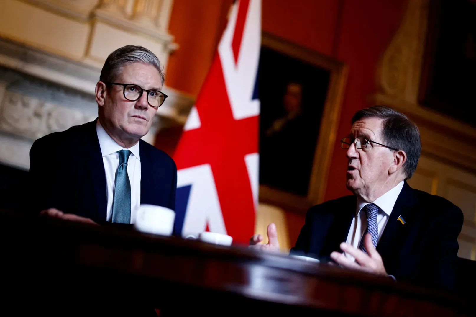 Keir Starmer i John Healey u Londonu