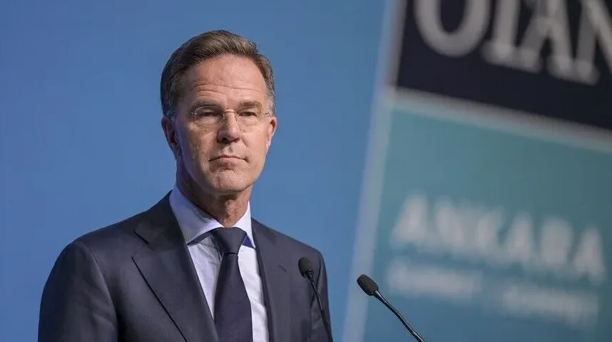 Mark Rutte na samitu NATO-a u Ankari