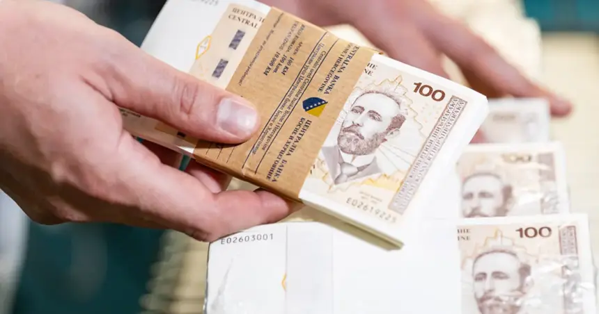 Kamatne stope u RS skočile: Građani osjetili udar, rate veće za 120 KM