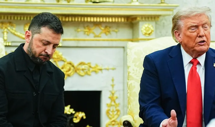 Ukrajinski predsjednik Volodimir Zelenski i bivši predsjednik SAD-a Donald Tramp na sastanku.