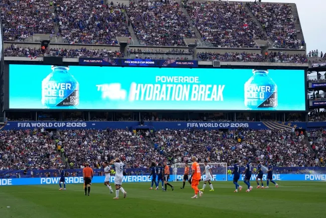 Švicarska liga odbija hidratacijske pauze: FIFA-ine mjere na meti kritika