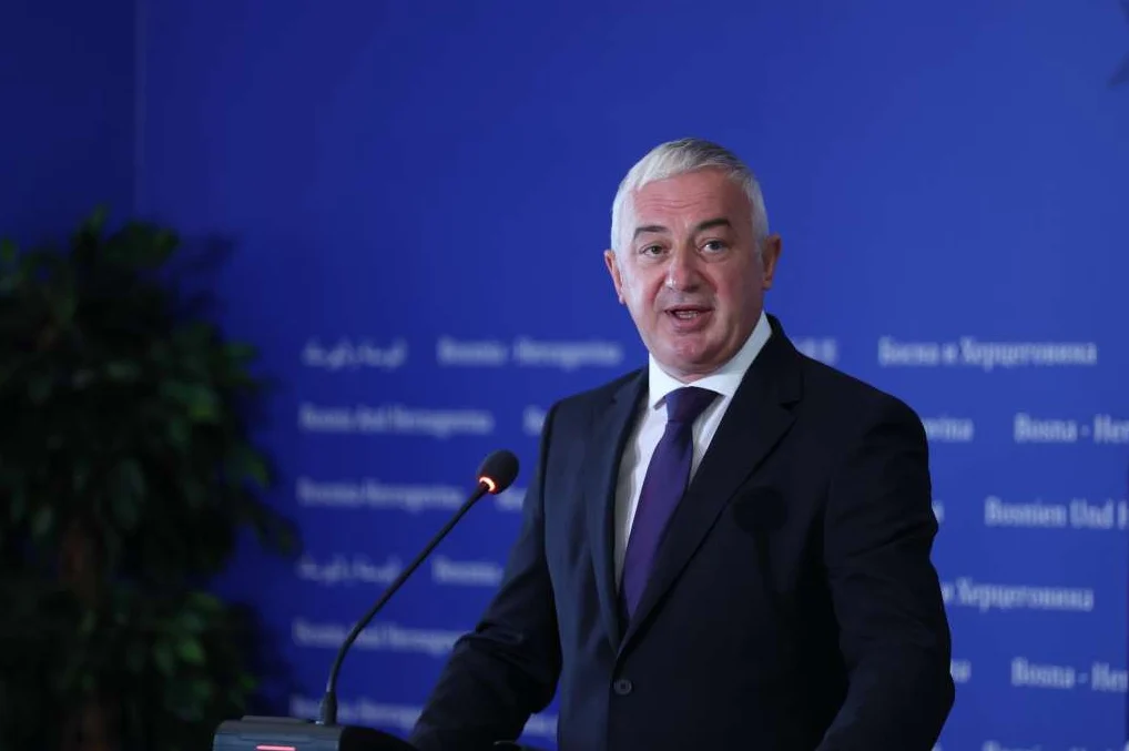Branislav Borenović prijavio Pod lupom
